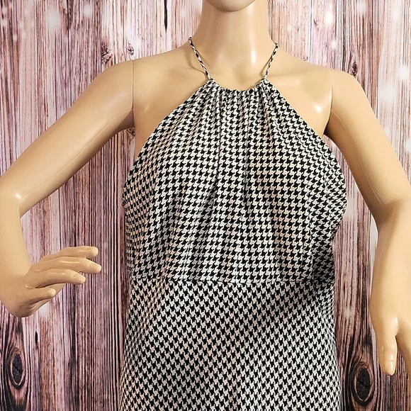NWOT New York & Company Women's Black and white Halter Maxi Dress Size 16 - Picture 3 of 11